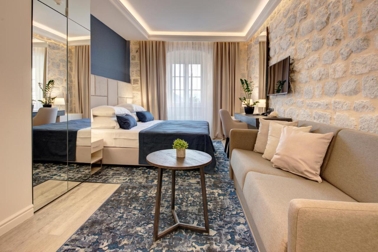 Heritage Hotel Leon Coronato 帕里斯特 外观 照片