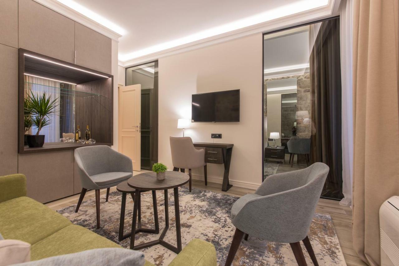 Heritage Hotel Leon Coronato 帕里斯特 外观 照片