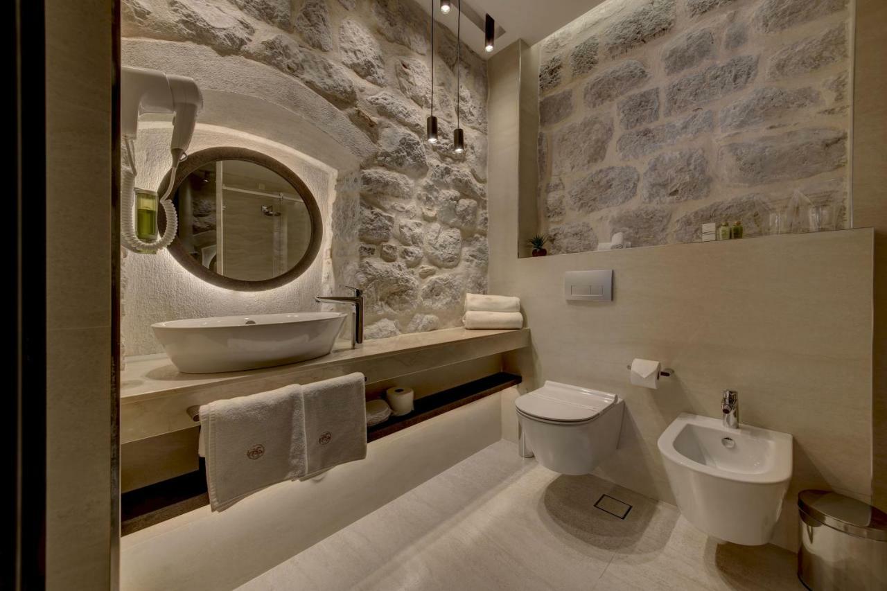 Heritage Hotel Leon Coronato 帕里斯特 外观 照片